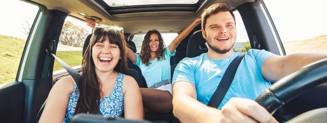 Arkadaşlarla Yola Çıkmak Artık Daha Keyifli: Grup Gezileri İçin Araç Kiralama İpuçları